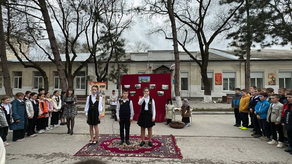 Освобождение белогорска. 13 Апреля день освобождения Белогорска. Гимназия номер 1 Белогорск Крым. 13 Апреля день освобождения Белогорска реферат.