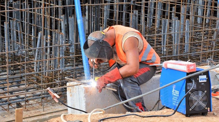 Standard construction. Стройка здания. Стройка в России. Стройплощадки Севастополя. Строительные стандарты Японии.