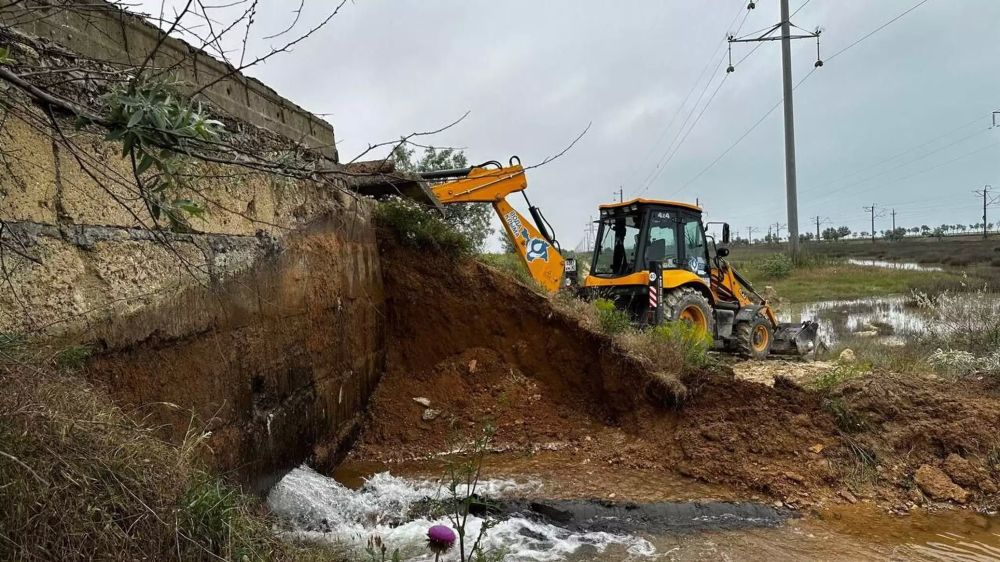 Евпатория осталась без воды - Лента новостей Крыма