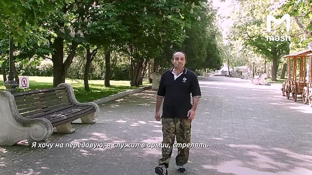 Этот 55-летний житель Крыма очень хочет записаться добровольцем на СВО. Но не может, ведь 30 лет назад полиция Украины отняла у него паспорт