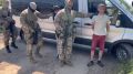 Борис Рожин: ФСБ показала кадры задержания в Крыму двух членов "Крымско-татарского добровольческого батальона"*