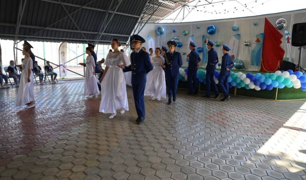 Прокуроры поздравили маленьких жителей Крыма с Днем защиты детей