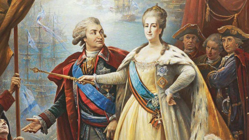 2 июня 1787 года — во время путешествия Екатерины II в Крым, на обеде в Инкермане, Потемкин распахнул занавес – и глазам императрицы предстал новый город Севастополь и новые корабли в его бухте
