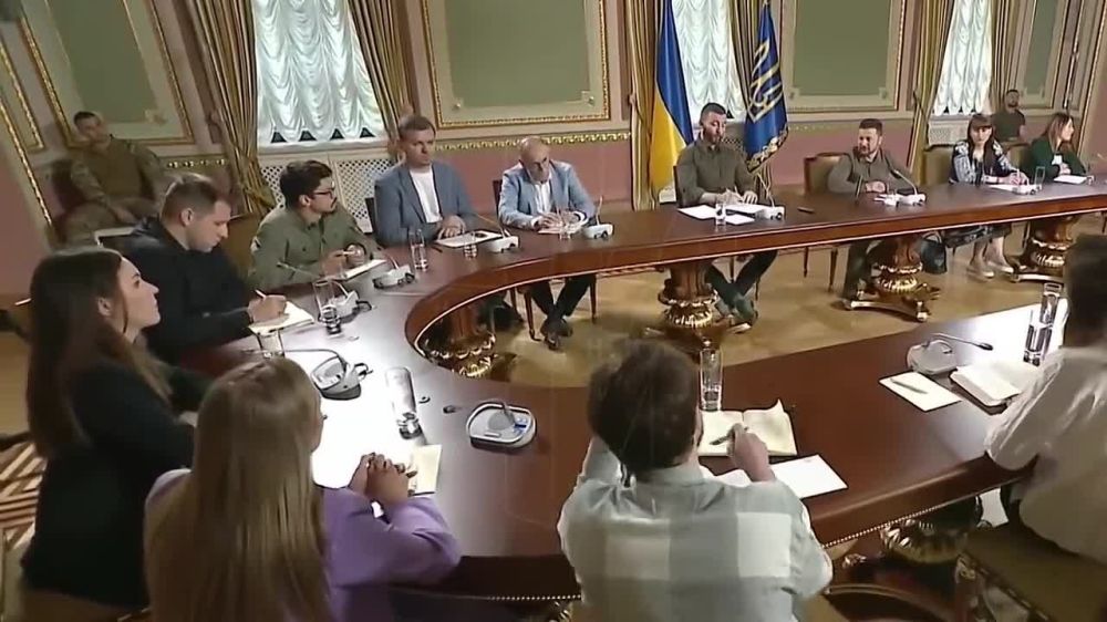 МВД представит программу действий Украины после восстановления контроля над Донбассом и Крымом, — гнида Зеленский