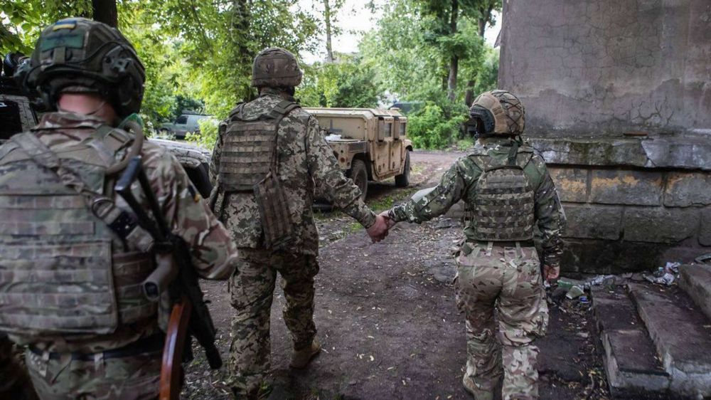 Украинские солдаты намеренно выводят из строя собственную боевую технику