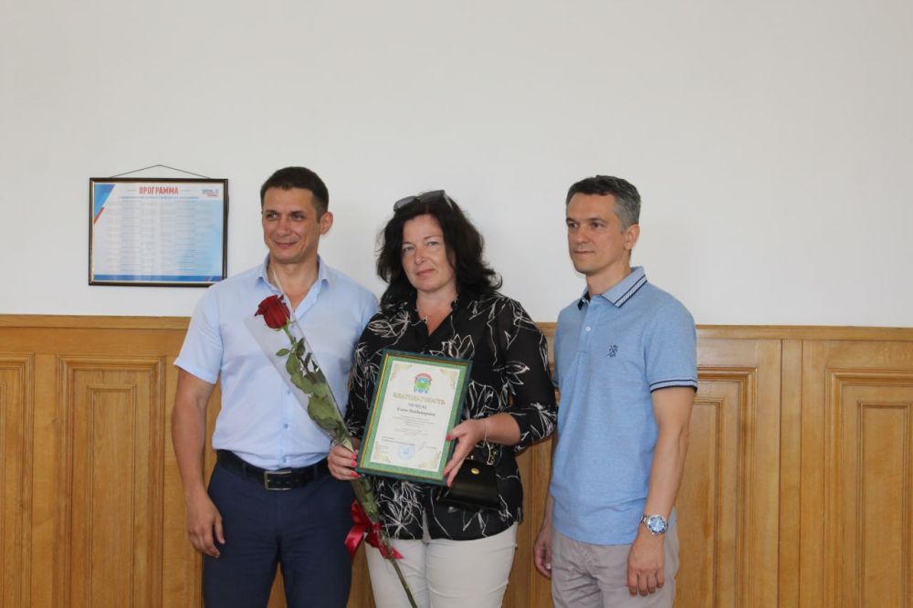 В администрации Симферопольского района чествовали тружеников ...