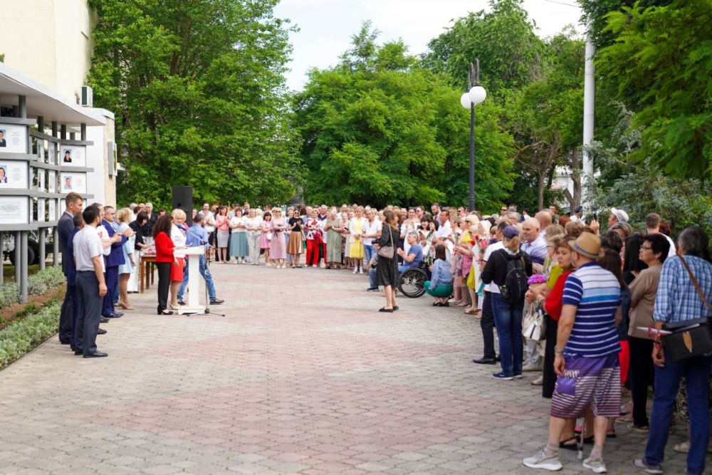 Человек славен трудом картинки