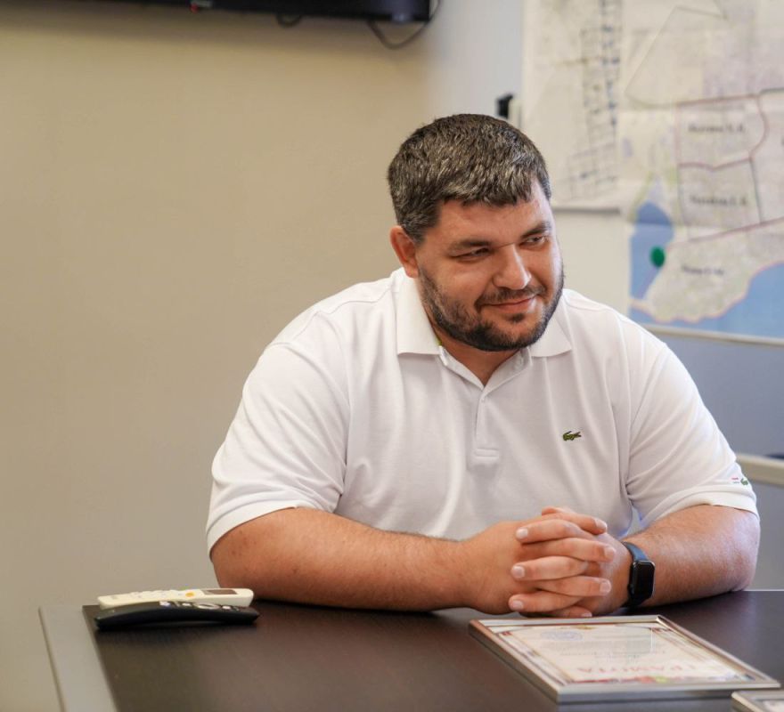 Спортивный город директор