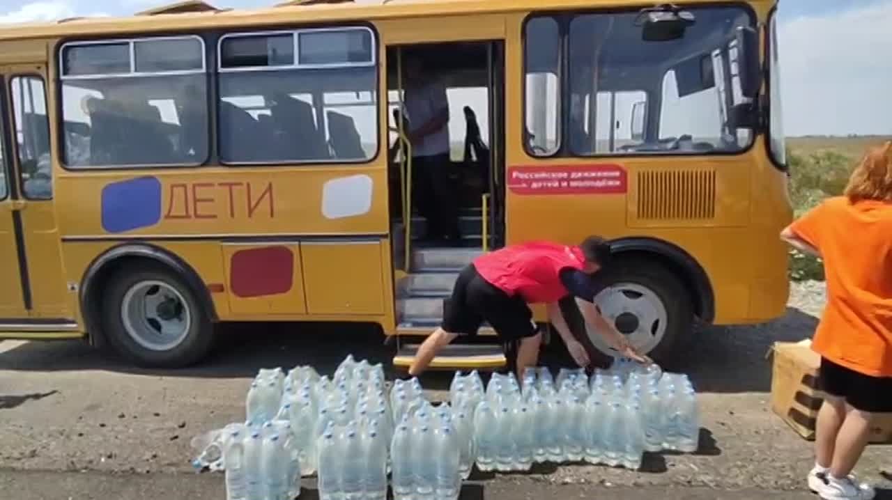 Владимир Сальдо: В первой половине дня мне начали поступать сообщения, что  перед пунктом пропуска «Чонгар» на въезде в Крым образовалась очередь машин  длиной два-три километра - Лента новостей Крыма