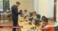 Игра с чемпионом: Гроссмейстер Карякин дал сеанс одновременной игры в обновлённой шахматной школе Симферополя