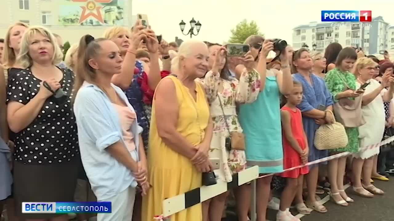 Первый звонок прозвенел сегодня и для тех, кто не пошёл в обычные школы -  Лента новостей Крыма