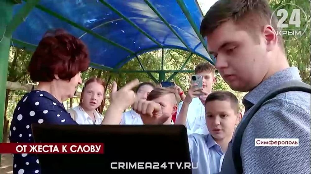 Полезные технологии: Крымский студент разработал программу, которая переводит язык жестов в текст