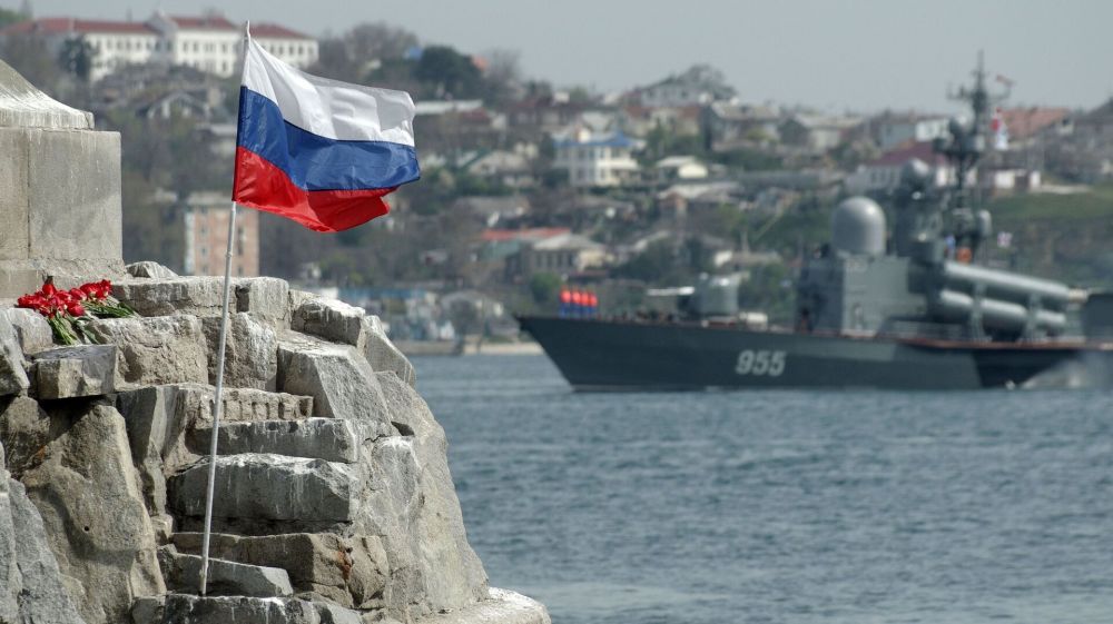 Александр Перенджиев о том, что сделает с британским флотом Россия, если он прорвётся в Чёрное море