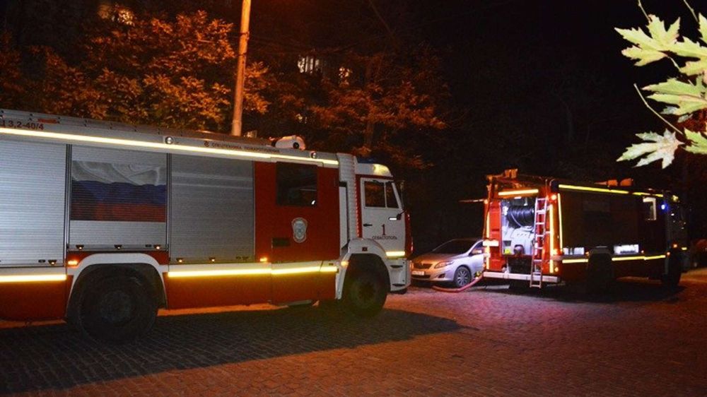 Над Севастополем сбит беспилотник: обломки упали на жилой дом