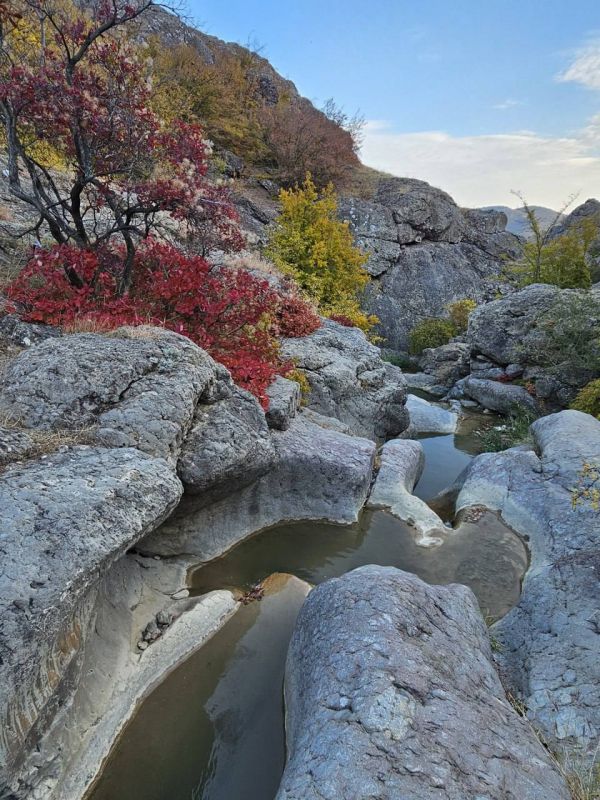 Арпатский водопад Крым