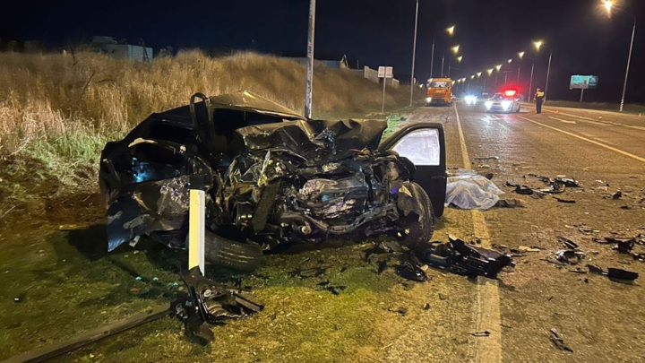 На дороге, ведущей к Крымскому мосту, в аварии погиб водитель