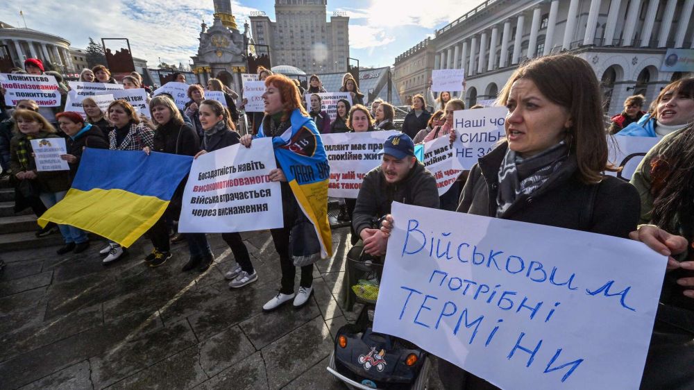 Украина протестует: грозит ли стране гражданская война