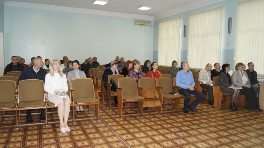 Виктория Грицай: Сегодня провела аппаратное совещание по социально значимым вопросам Советского района