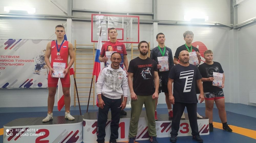 Поздравляю команду Белогорского района по вольной борьбе с отличными результатами на турнире, который прошел в городе Ялте