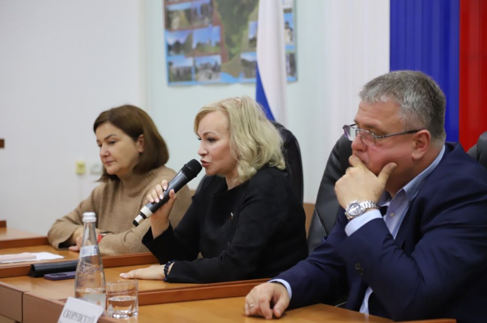 Сегодня, в здании администрации Бахчисарайского района, сенатором Российской Федерации Ольгой Ковитиди был дан старт регионального проекта «Крымский онко-патруль»