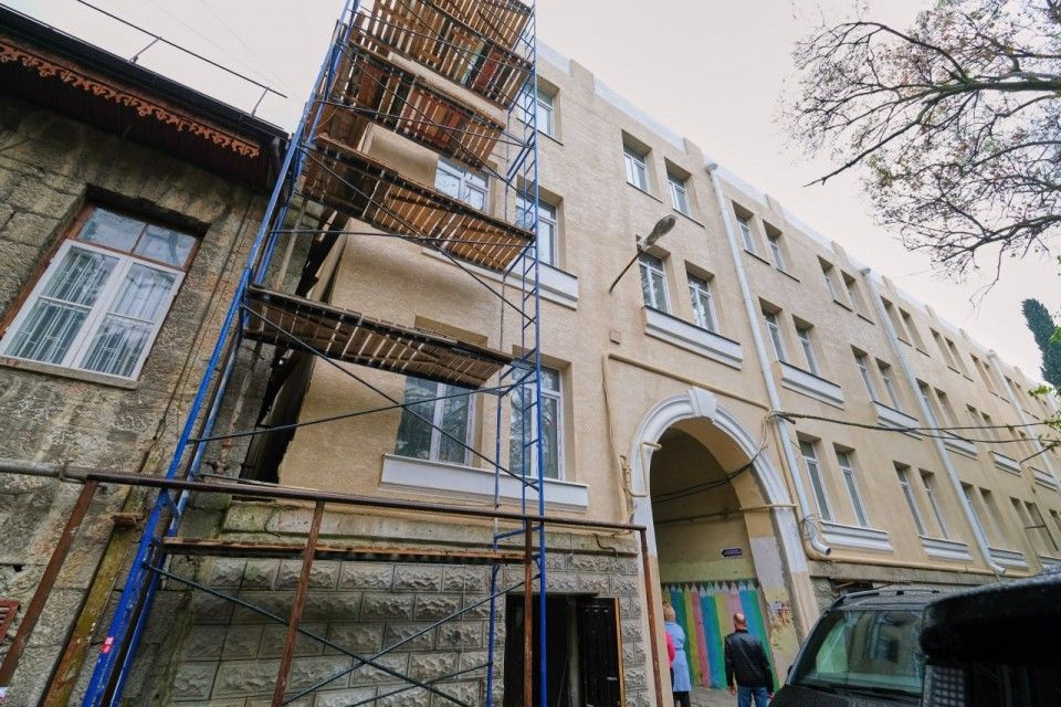 Завершить ремонт школы №13 в Ялте обещают весной 2024 года