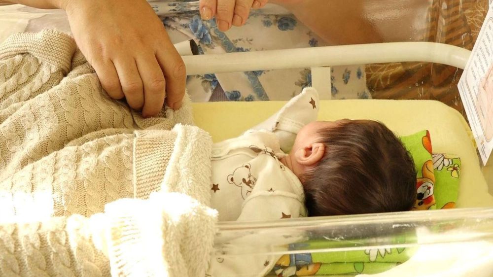 Почти килограмм счастья: в Симферополе отметили День недоношенных детей