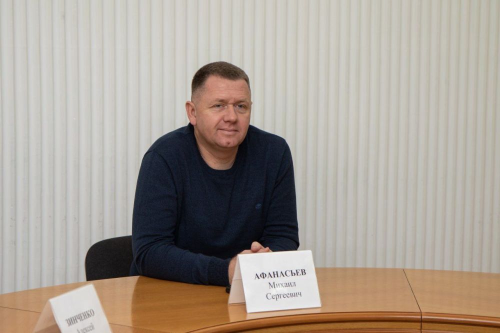 Михаил Афанасьев: Принял участие заседании Молодежного совета при Администрации Симферополя!