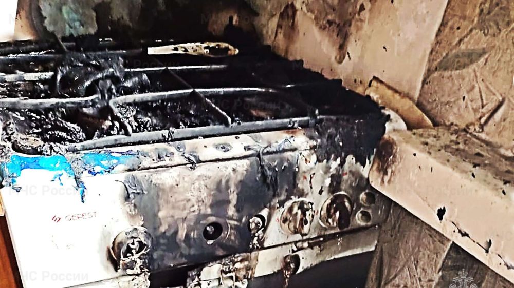 Забытая сковорода с жареной картошкой: на пожаре в Крыму спасен мужчина