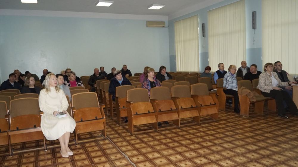 Виктория Грицай: Сегодня провела аппаратное совещание по социально значимым вопросам Советского района