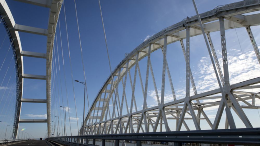 Ситуация на крымском мосту 22 ноября 2023: много ли машин в очереди на пунктах досмотра?