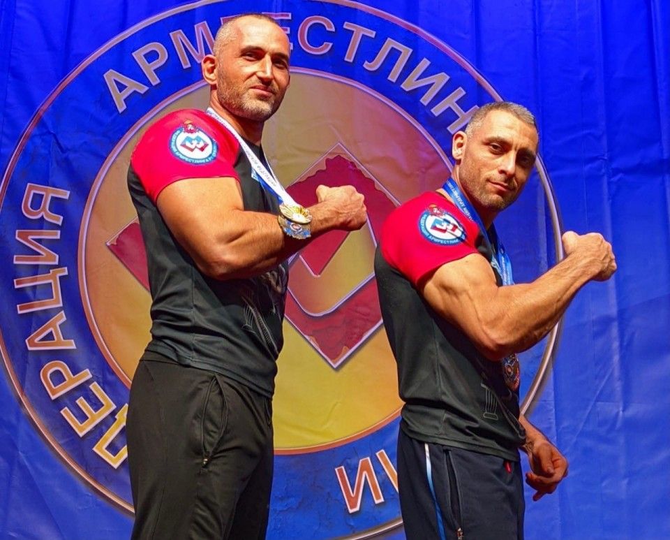 Крымские рукоборцы выиграли три медали в Орле