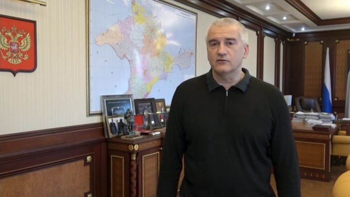Аксенов доложил Путину обстановку в Крыму после урагана