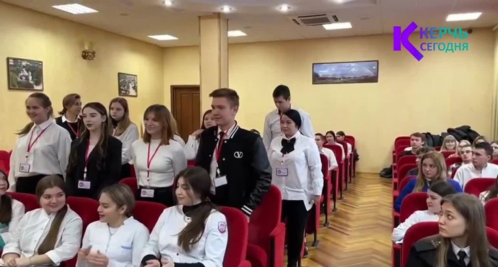 День открытых дверей для керченских студентов прошел в администрации города