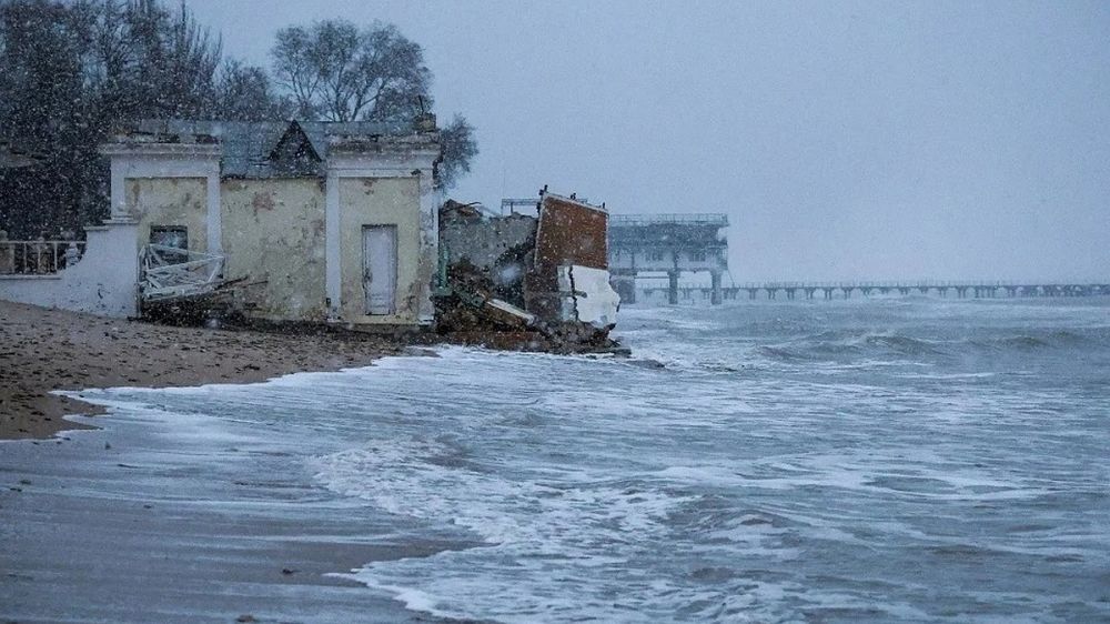 Из-за шторма в Крыму погибли пять человек