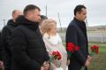 #память. В преддверии памятной даты - Дня Неизвестного солдата в Керчи состоялась церемония возложения цветов к памятнику-мемориалу жертвам фашистских расстрелов