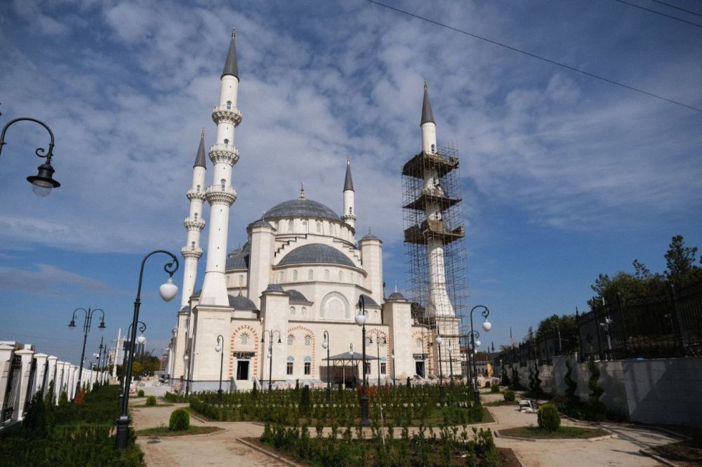 Сергей Аксёнов: Первое богослужение в Соборной мечети в Симферополе предварительно запланировано на 8 декабря