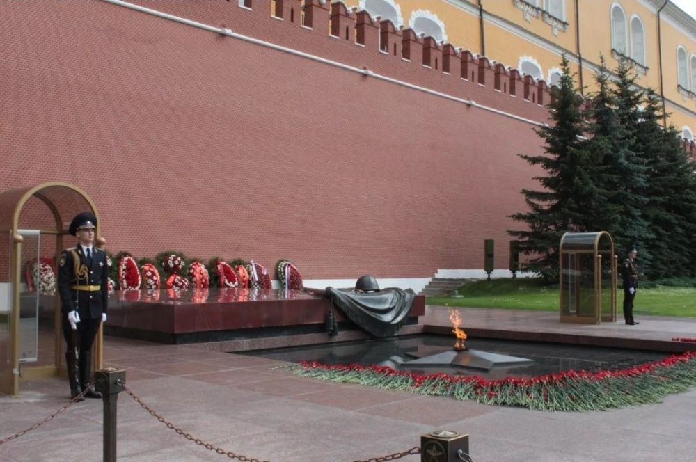 Екатерина Алтабаева: Сегодня в России – памятная дата – День Неизвестного солдата