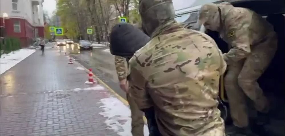 Борис Рожин: ФСБ задержала жителя Крыма, следившего за росгвардейцами по заданию спецслужб Украины