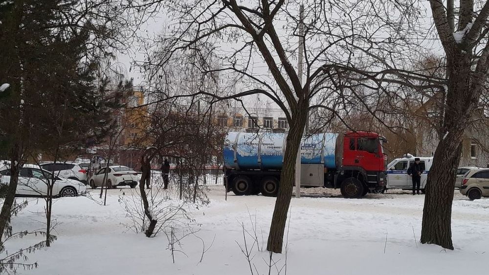 Аксенов выразил соболезнования в связи с трагедией в школе Брянска