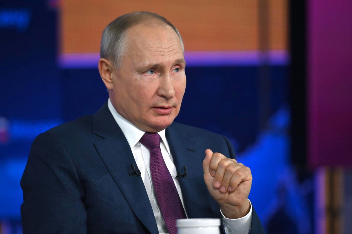 Ведущие прямой линии с путиным 2025 года
