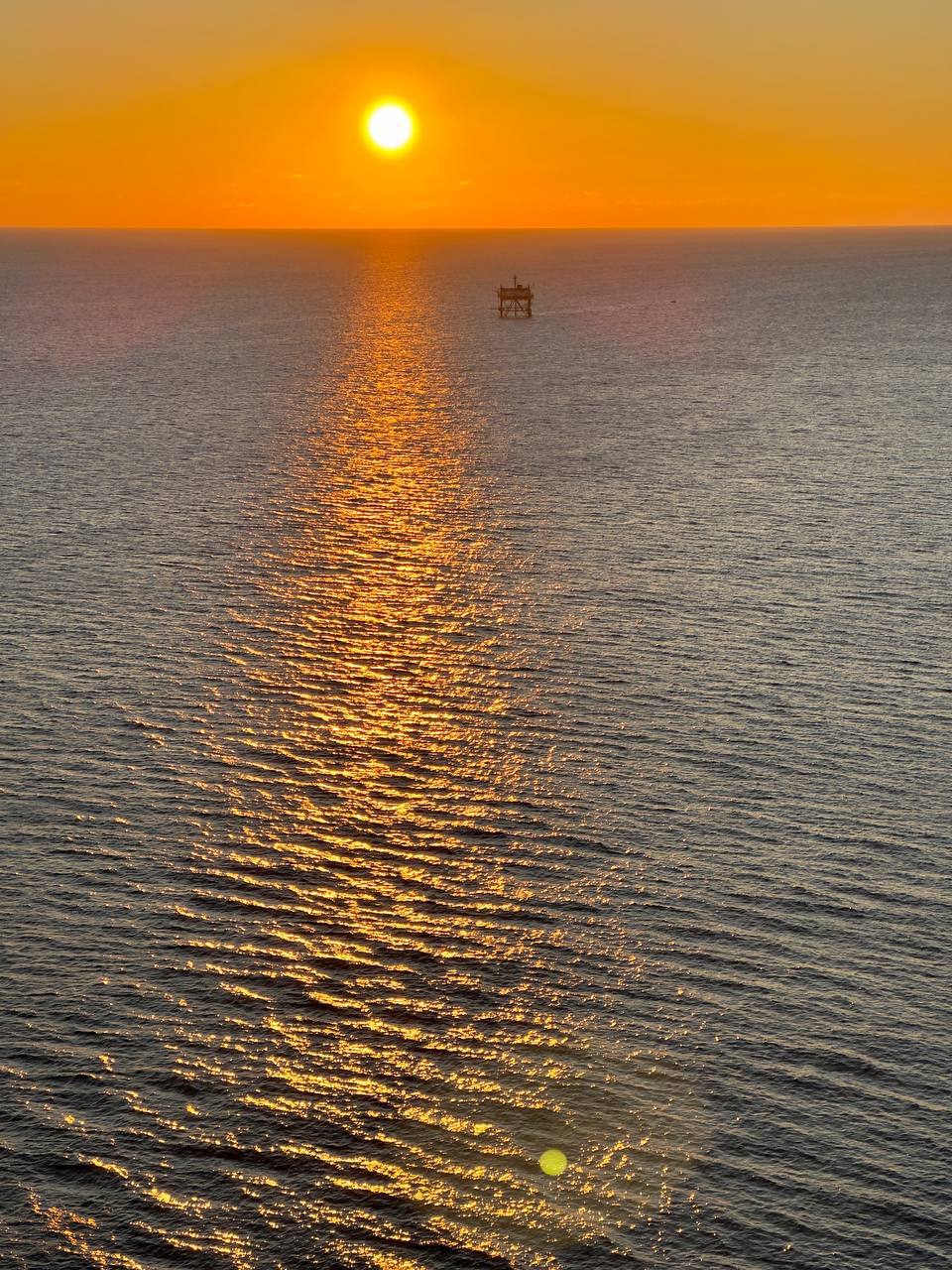 Зимний закат солнца прямо в Черное море - Лента новостей Крыма