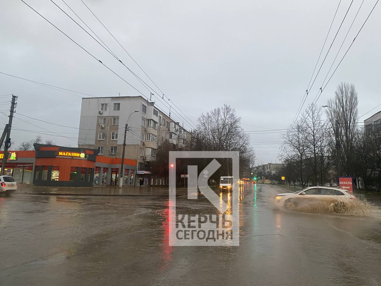 В Керчи весь день льёт дождь: ситуация в городе - Лента новостей Крыма