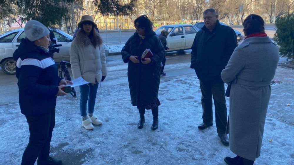 Образец приказа о назначении исполняющего обязанности. Временно исполняющий обязанности генерального директора. Приказ о полномочиях исполняющего обязанности директора. Правильное написание врио. Временно исполняющий обязанности как писать.