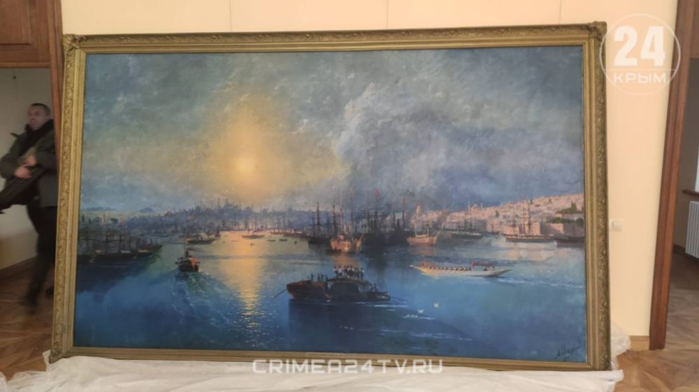 В Феодосийской галерее имени Айвазовского начали размещать картины ...