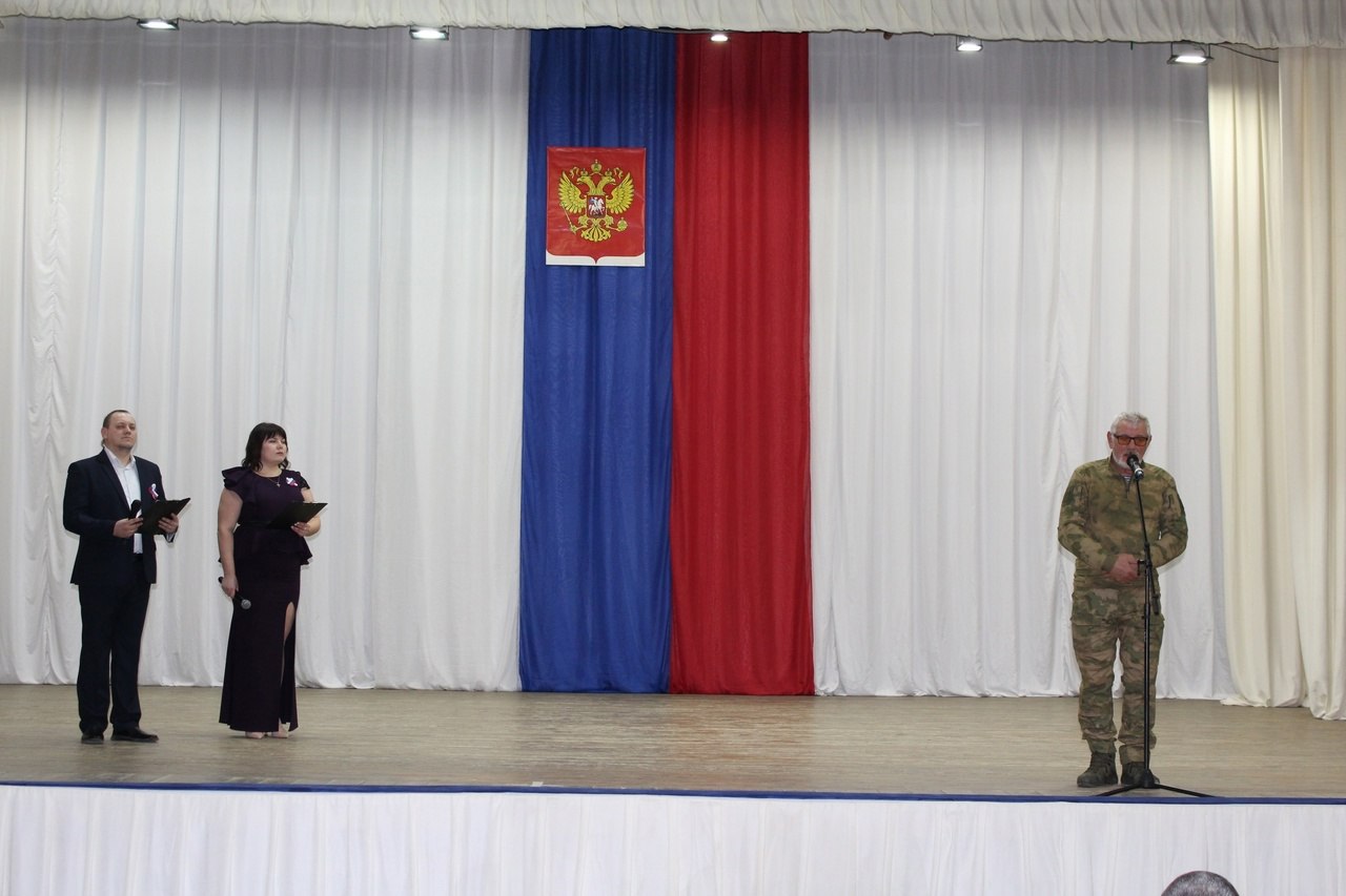 Денис Олейник: Сегодня, накануне Дня защитника Отечества, в Раздольненском  районном Доме культуры состоялся праздничный концерт «Защитникам - Слава!»,  посвященный этой памятной дате - Лента новостей Крыма