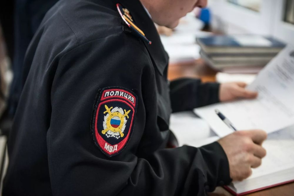 График приема граждан руководящим составом УМВД России по г. Керчи на ...