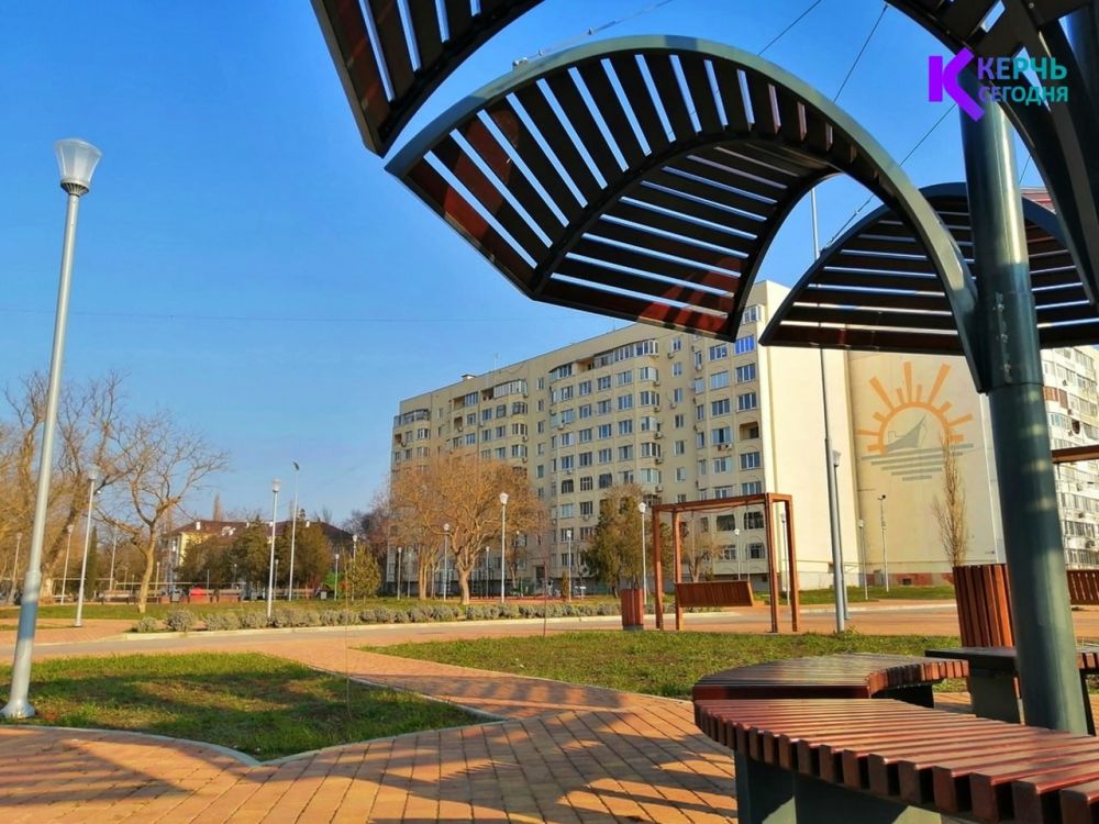 11 марта. Керчь Температура воздуха +6°...+9°, северо-восточный ветер 5 ...
