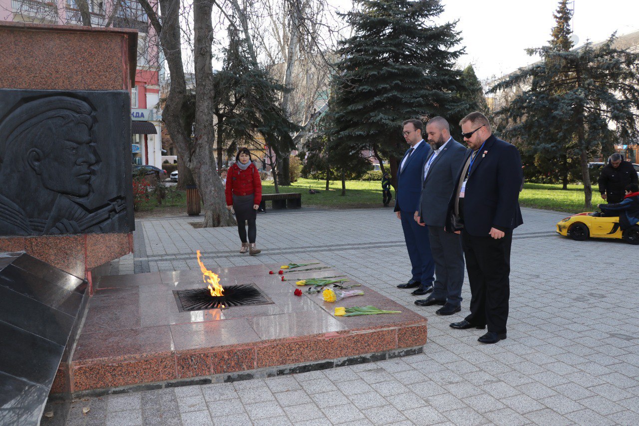 Сегодня Феодосия принимала международных наблюдателей на выборах Президента  Российской Федерации - Лента новостей Крыма