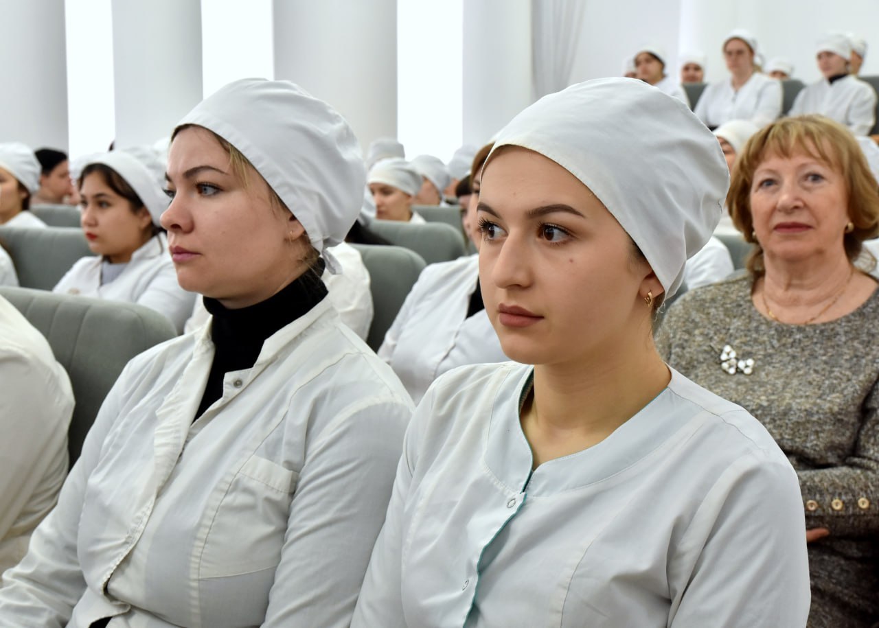 В Крымском медицинском колледже прошла Ярмарка вакансий - Лента новостей  Крыма