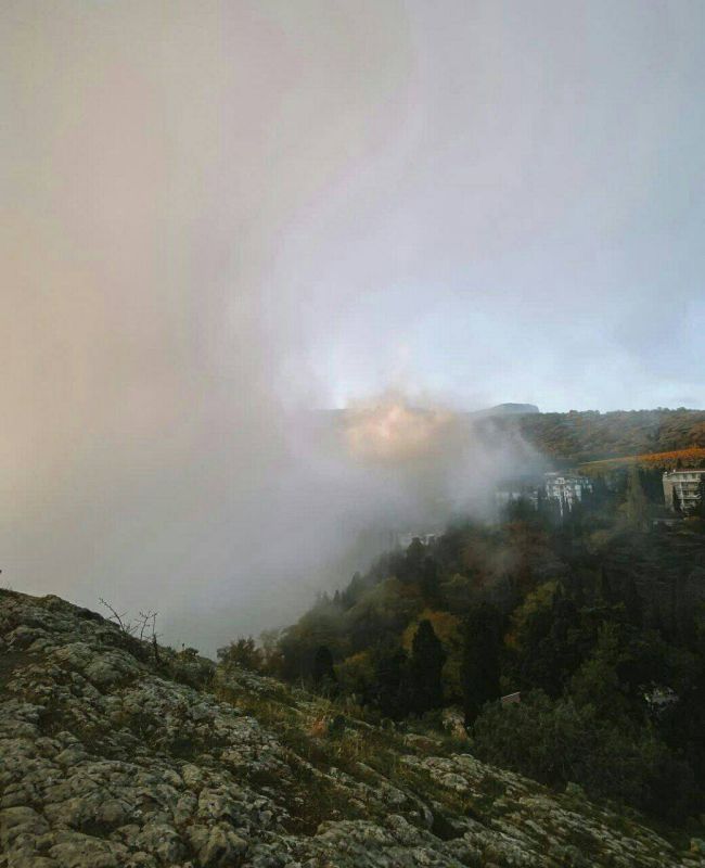 Туман на мысе Плака в Алуште - Лента новостей Крыма